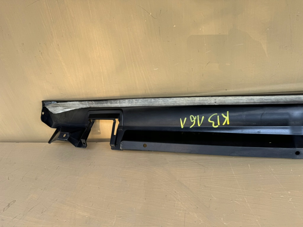 Opel astra iv 4 j gtc накладка  порог правая порог правый  13392232 в Украине