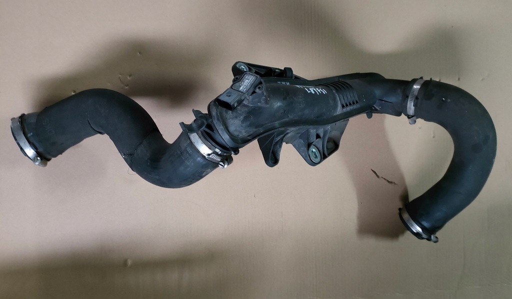 фото №1, Audi a4 b8 1.8tfsi шланг труба интеркулера