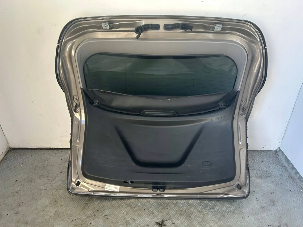 фото №7, Кришка багажника багажника камера комплектна alfa romeo stelvio 082