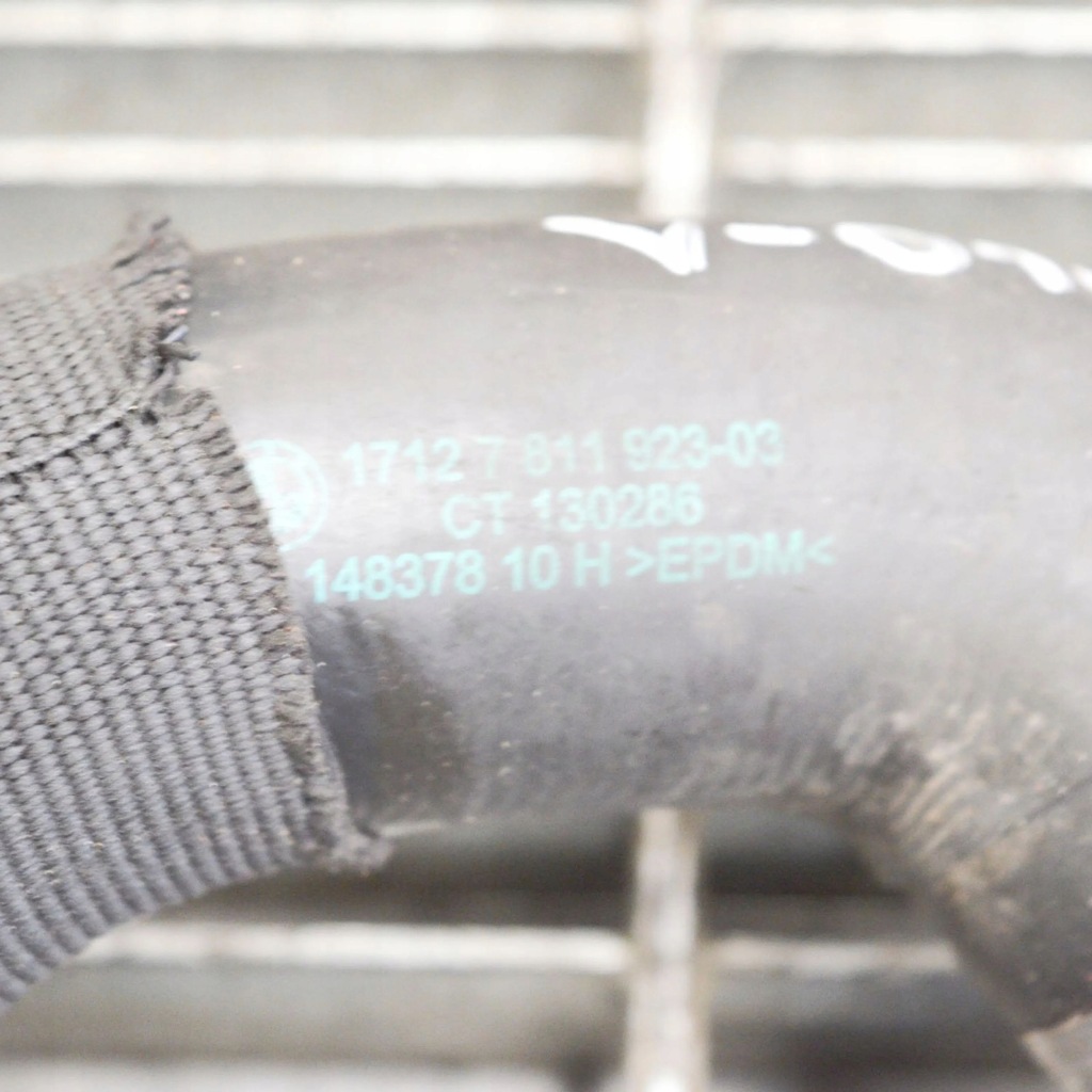 фото №7, Bmw 3 e90 e91 2008 шланг / патрубок радіатора