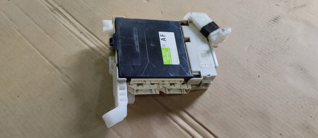 Купити Модуль блок керування mpx кузов 89221-76030 lexus ct200h