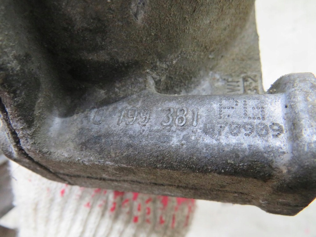 фото №6, Кронштейн подушка двигателя audi q5 8r 2.0 tdi 8k0199381