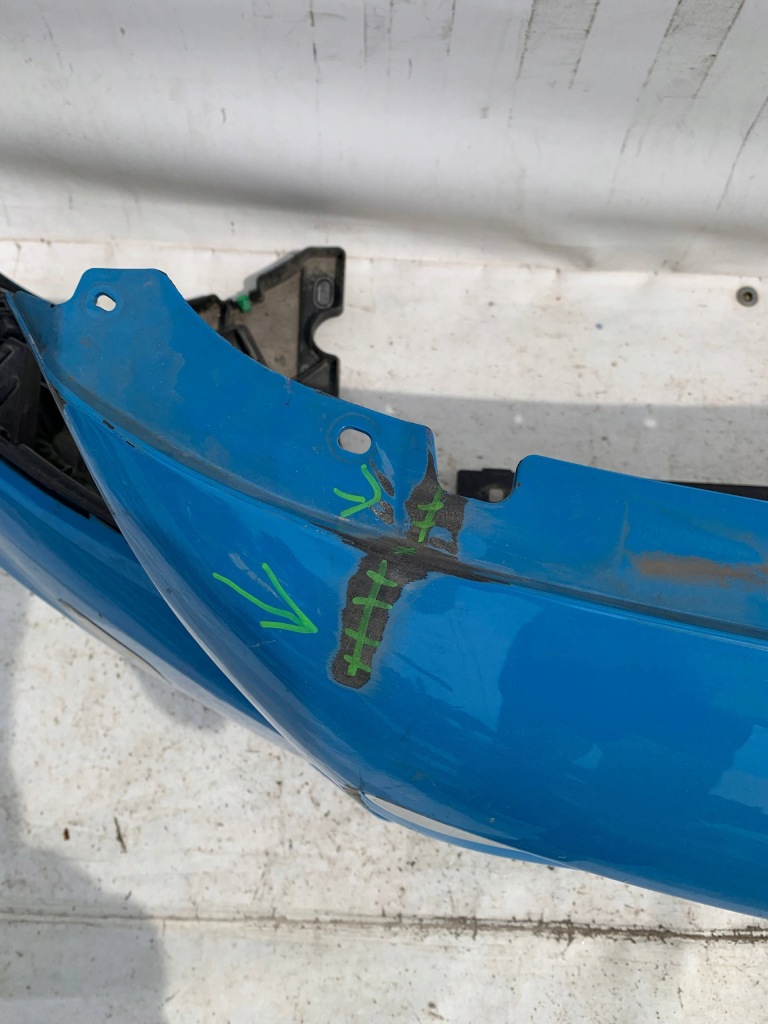 Volvo v40 r-design бампер передний перед pdc Доставка