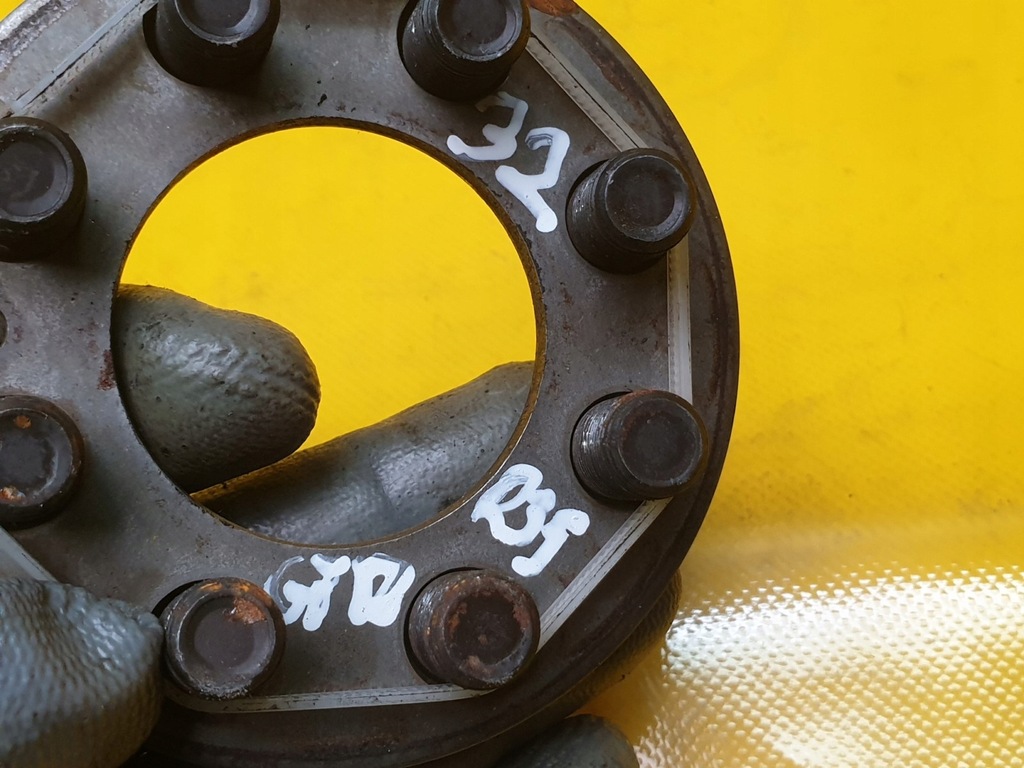 фото №5, Болты колеса маховика nissan gt-r r35 3.8 vr38