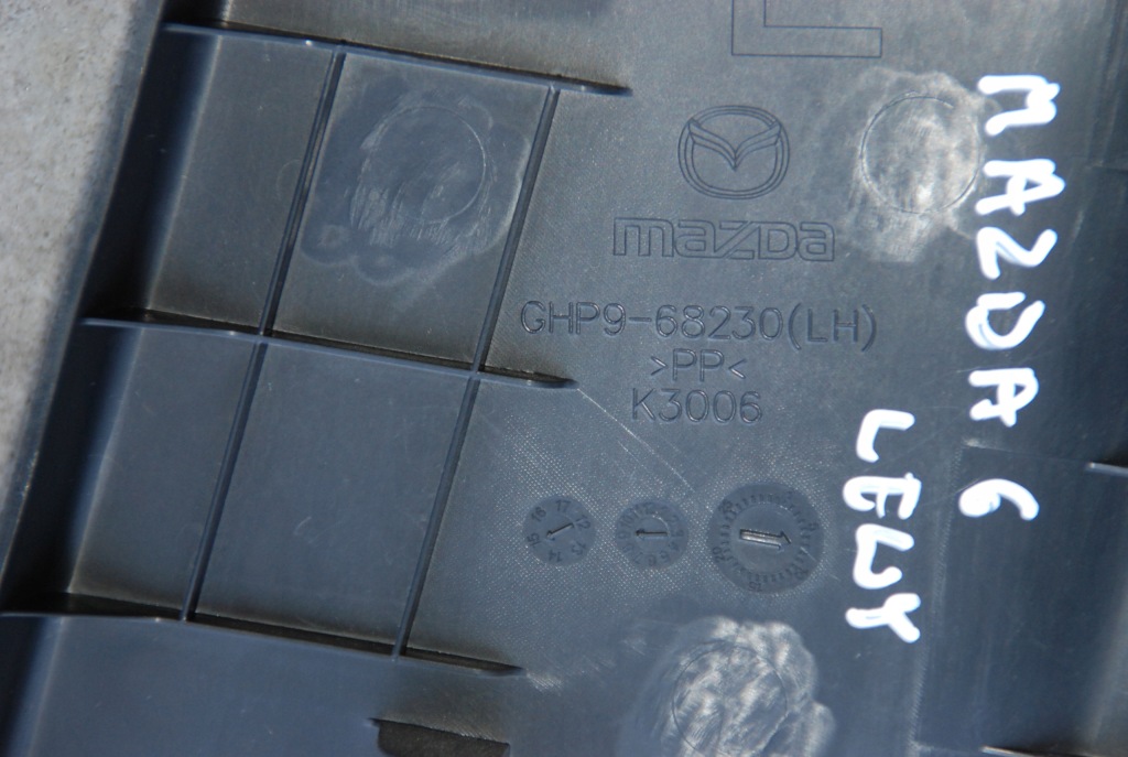 фото №4, Mazda 6 обшивка защита стойка накладка 12-18r