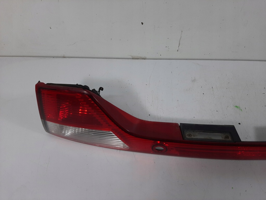 фото №9, Seat toledo ii 99r накладка крышки задняя лампы крышки багажника 1m5945225c