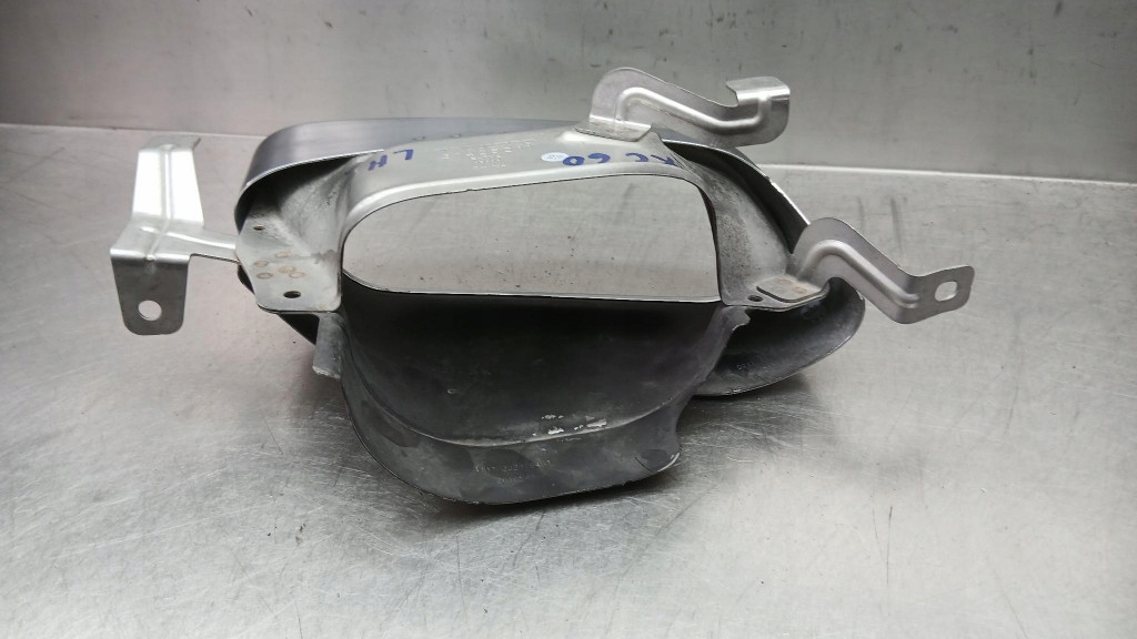 фото №8, Наконечник вихлоп ліва оригінальний номер 31425211 volvo xc60 ii 17-