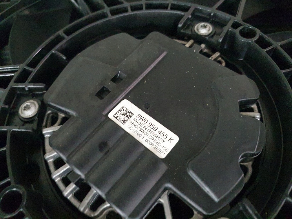 Audi a5 8w a4 b9 рестайлінг  2020- комплект радіатор вентилятори 3.0 50 tdi оригінал Недорого