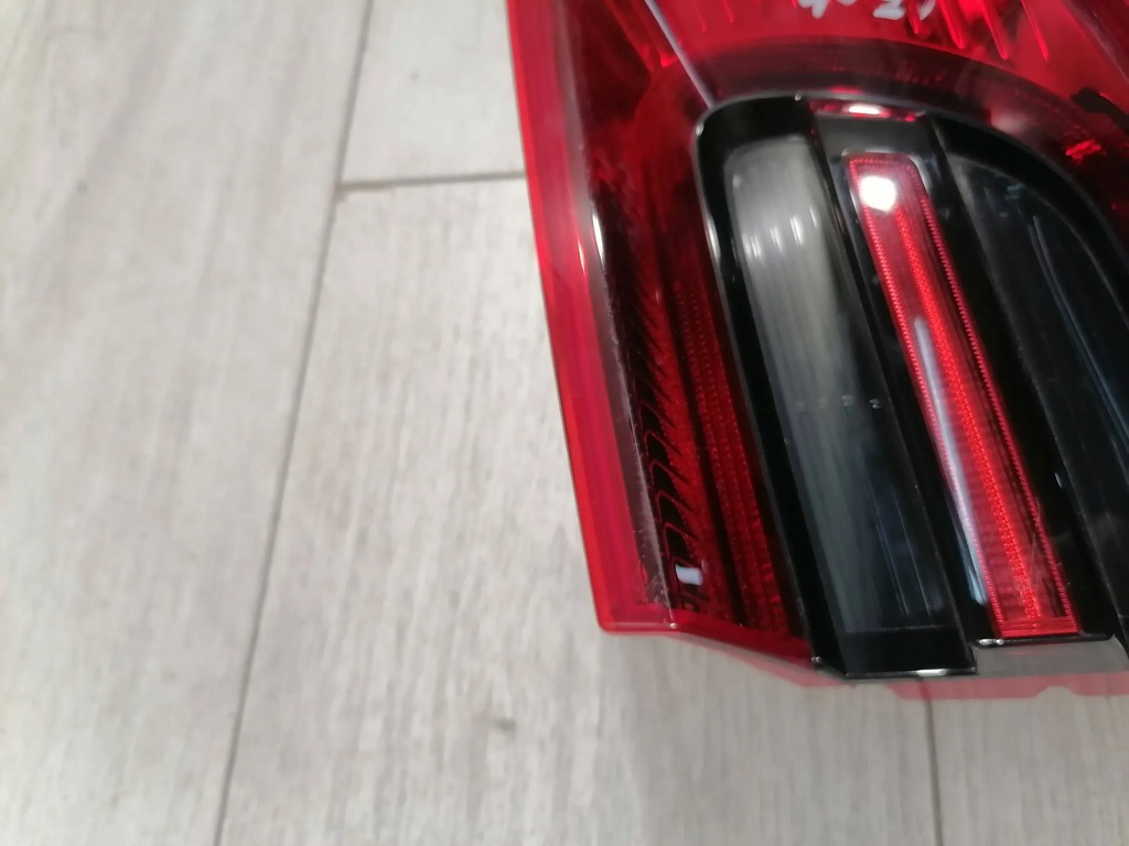 фото №6, Macan лампа крышка багажника правый задняя 95b945094f