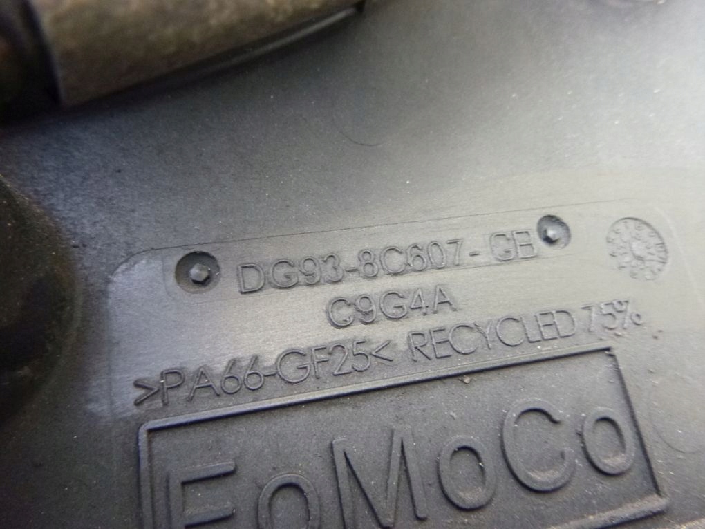 Ford mondeo mk5 2,0 tdci 14 радиатор воды комплект Киев