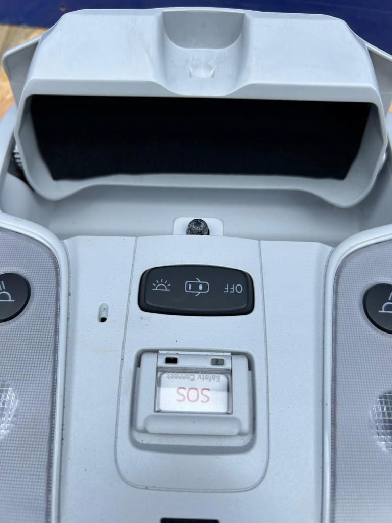 фото №6, Toyota prius iv prime plug-in лампа кабины sos