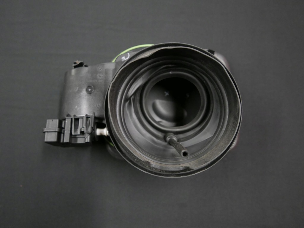 фото №11, Bmw x5 f15 кришка заливної пального 7297904