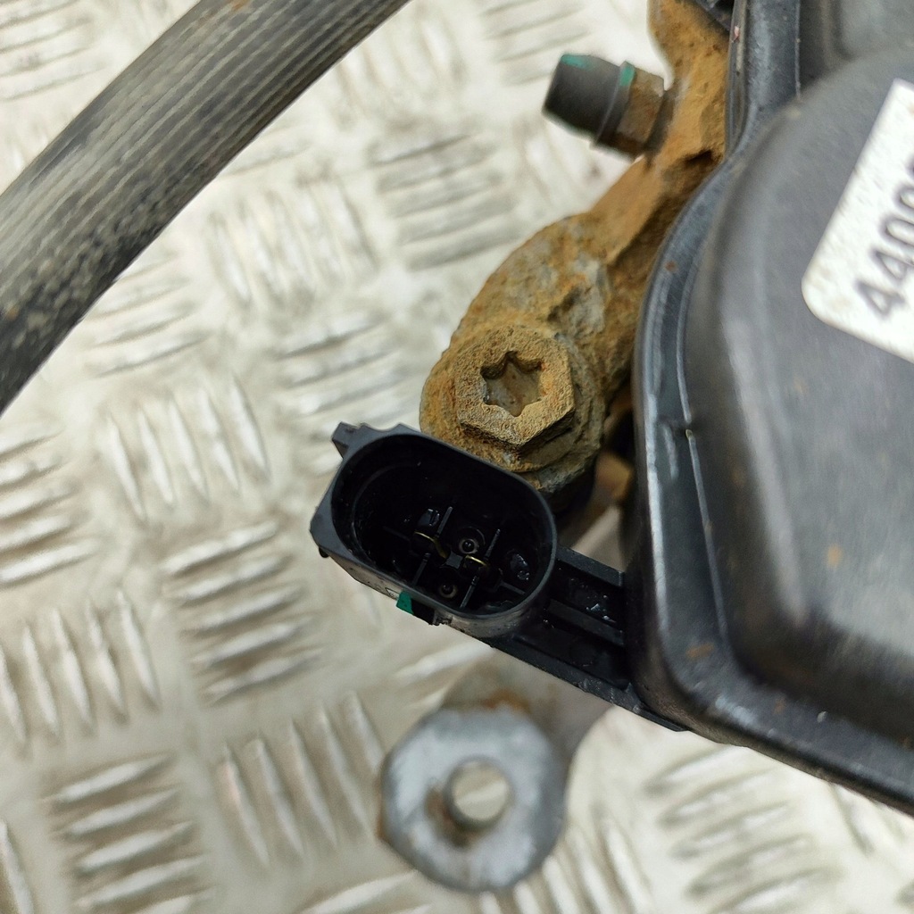 фото №7, Nissan leaf ii ze1 2018 левая сторона задний суппорт тормозной