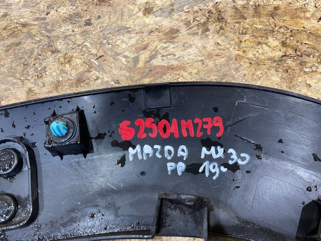 фото №13, Mazda mx30 mx-30 20- молдинг накладка na крыло правый перед передняя