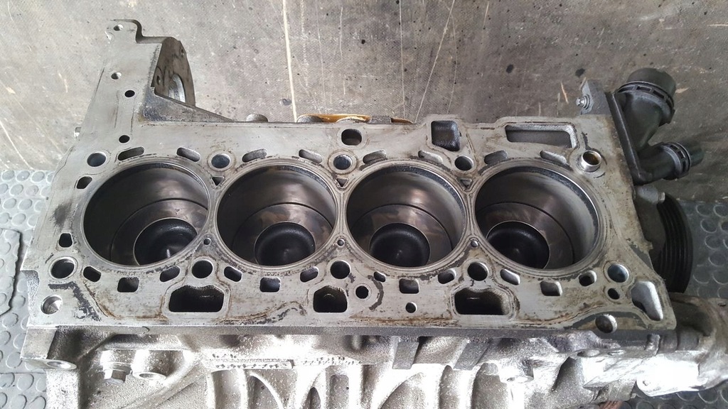 фото №7, Блок dół двигателя bmw e90 e91 2,0td n47d20a