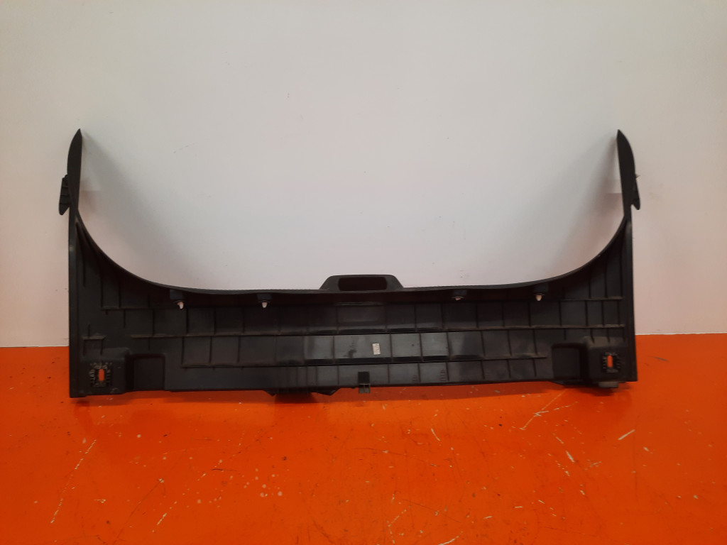 фото №7, Peugeot 407 1.6 hdif 16v 04-10 защита накладка багажника 9645441777