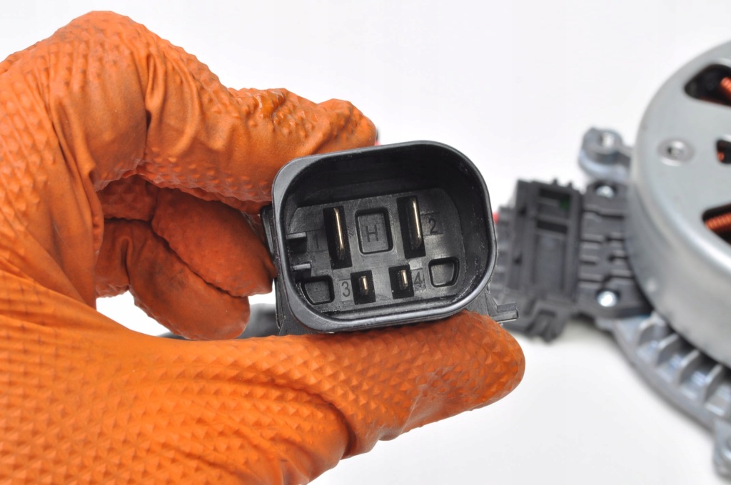 Bmw 5 g60 g61 530e plug-in hybrid 2.0 вентилятор радиатора 5a197b5 Недорого