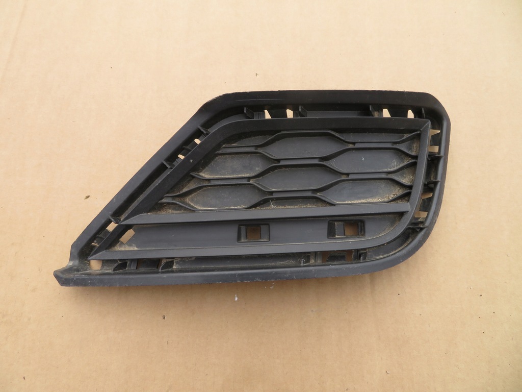 фото №1, Vw t-roc решётка левая бампер задняя 2ga807246