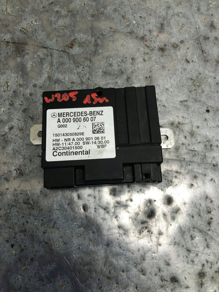 Купити Модуль блок керування насоса пального mercedes w205 a0009006007