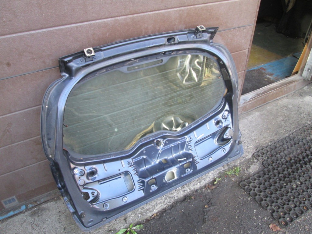 фото №3, Кришка багажника задня багажника alfa romeo 147 3d a791