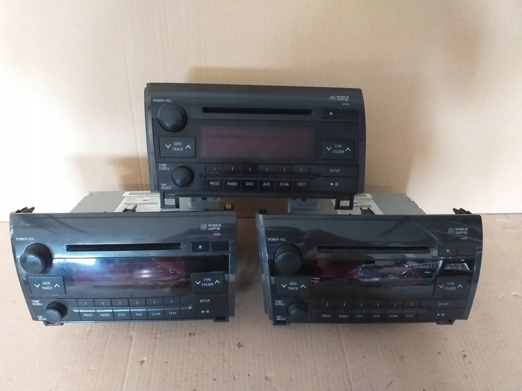 фото №1, Toyota tundra 07 - радио оригинал