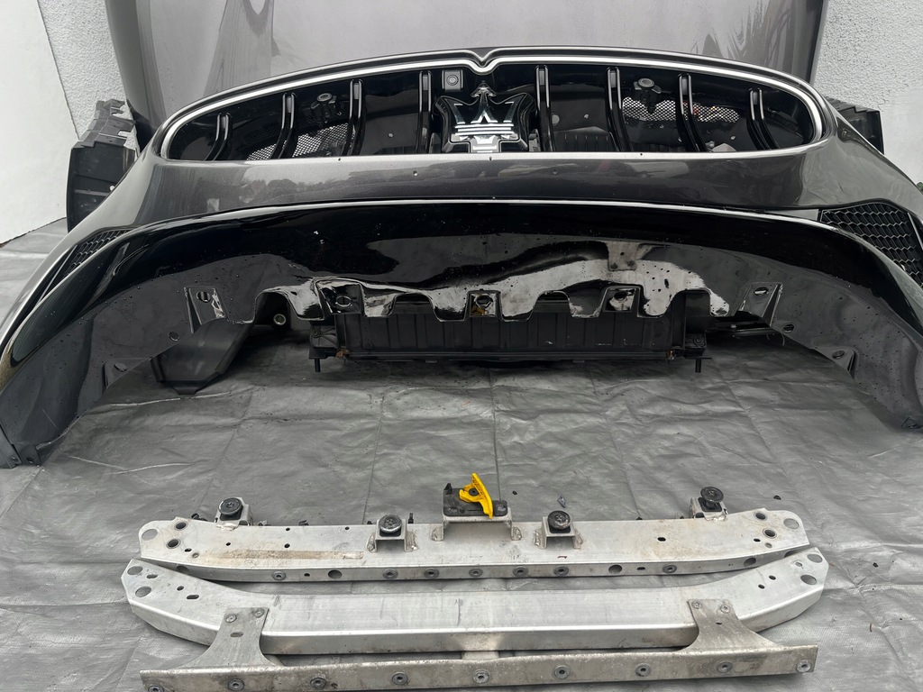 фото №9, Maserati granturismo m189 бампер капот лампы перед kompletny 2022-