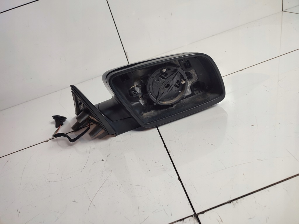фото №1, Зеркало правое bmw e60 a35/5 4 pin
