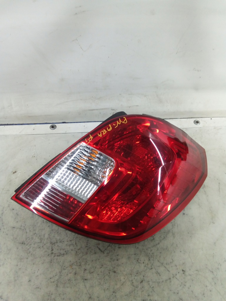 фото №1, E67 лампа правий задня antara