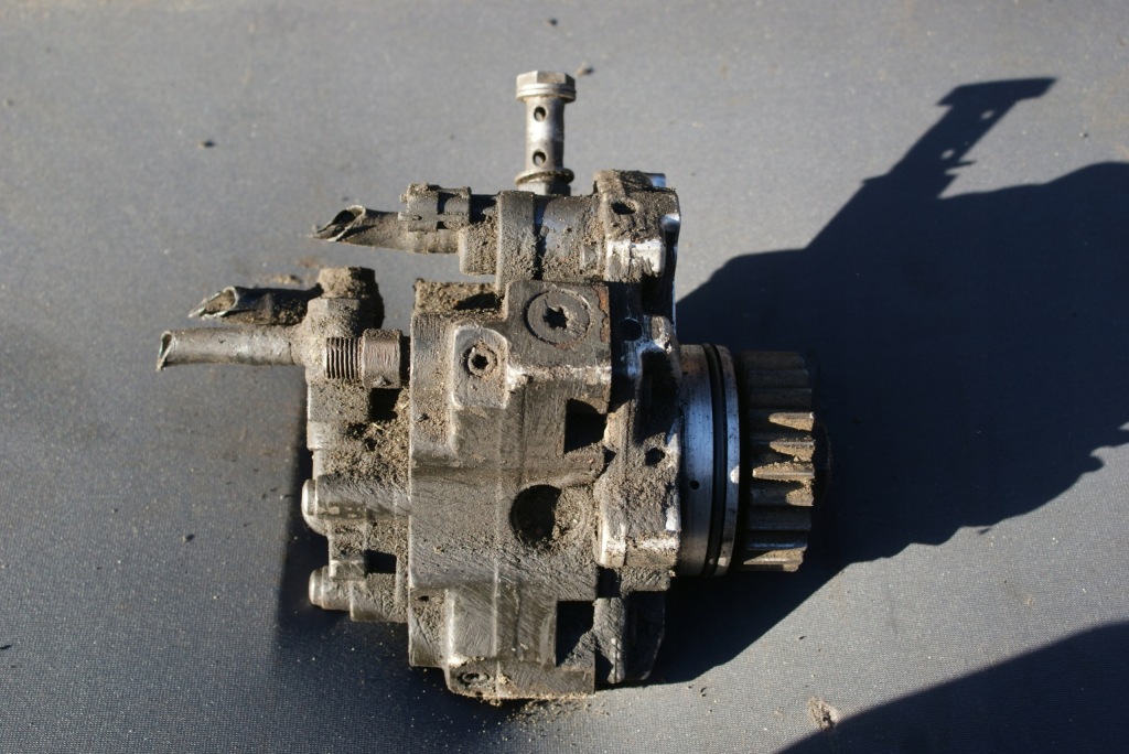 Купить Насос впрыскная man tgl tgm