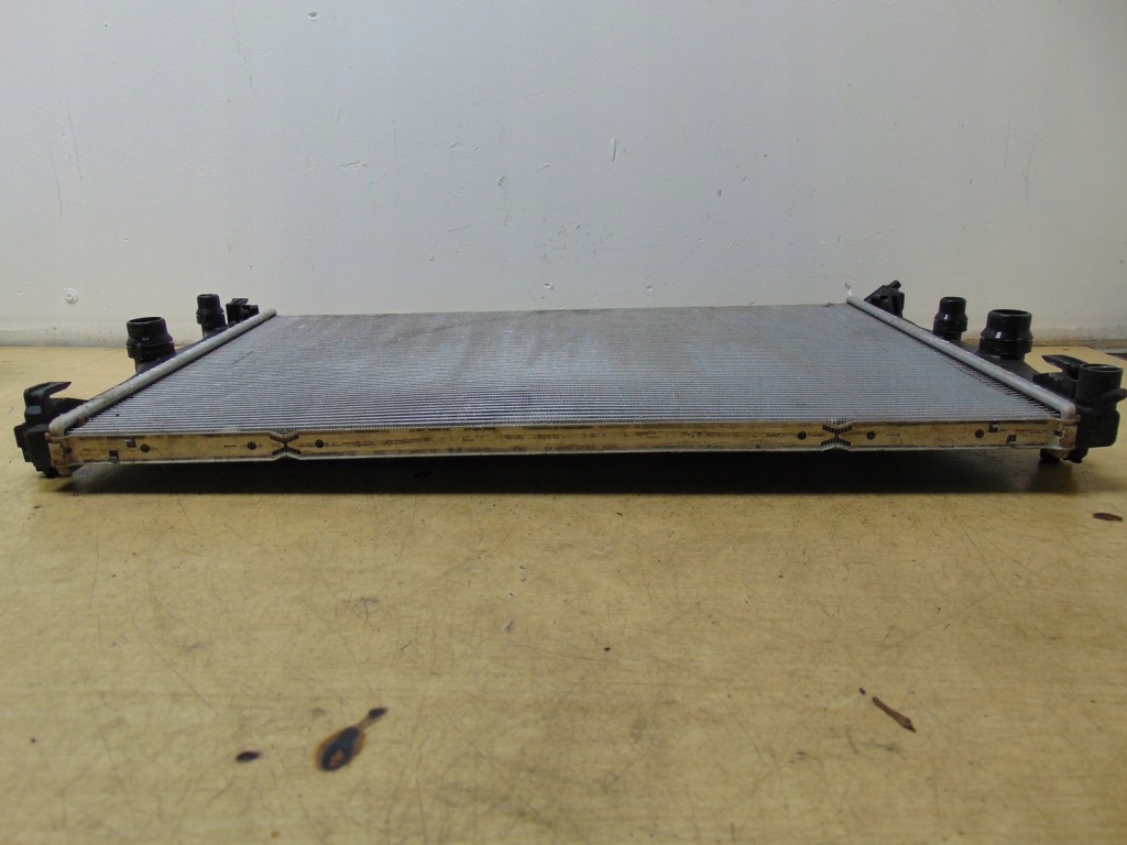 Радіатор води mercedes w177 w247 a2475000203 в Україні