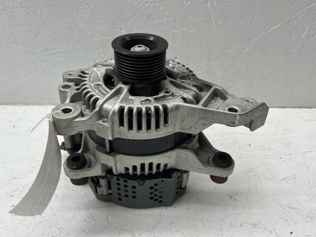 фото №1, Suzuki sx4 s-cross ii, 2023r генератор 1.4 boosterjet smart hybrid