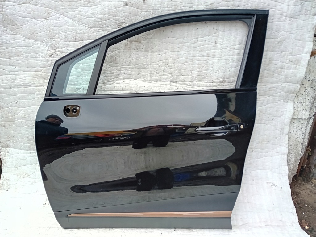 фото №1, Captur дверь левая передние перед tegne w цвет