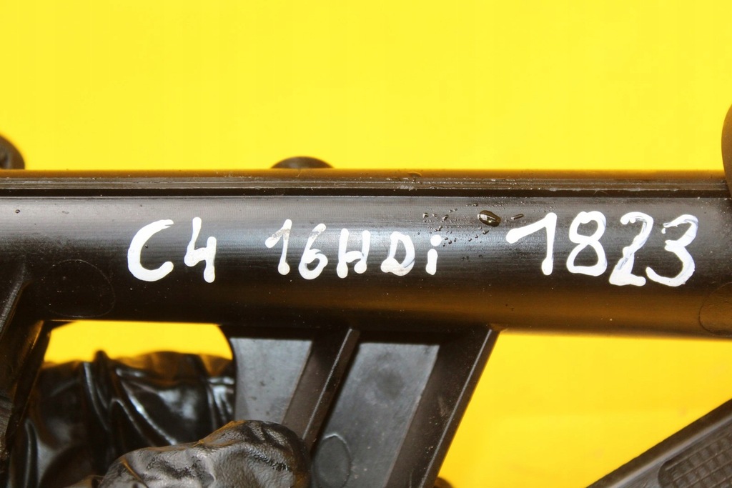 фото №8, Маслоприёмник насоса масла c4 1.6 hdi 10jb39 9641263780