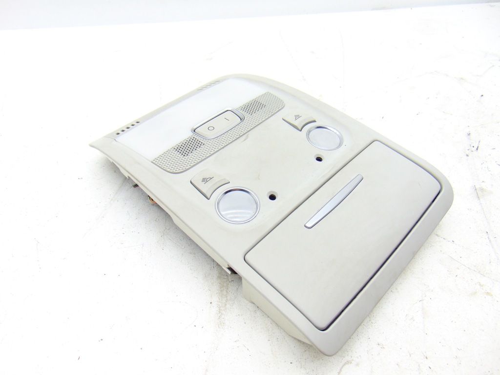 фото №1, Лампа освещение салона кабины audi a4 b8 8t0947135b