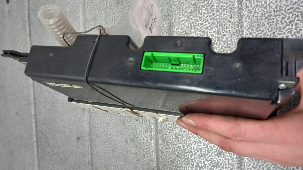 фото №6, Панель кондиціонера volvo s40 863583