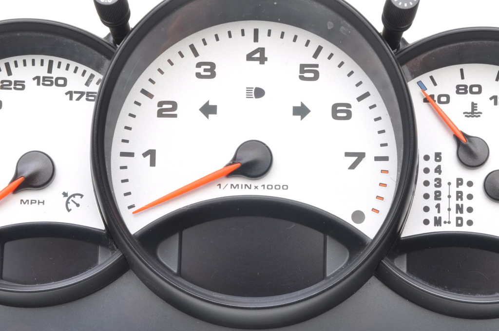 Porsche 911 996 счетчик приборы 9966419803170c anglik с Разборки