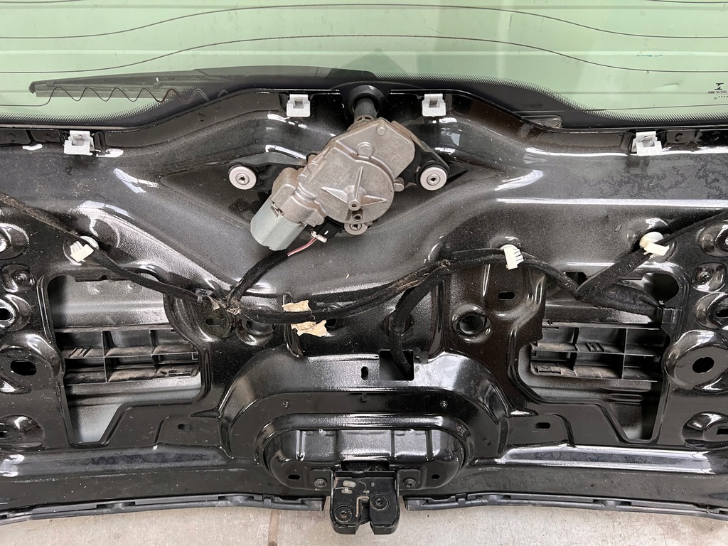 фото №8, Крышка багажника задняя багажника smart forfour ii