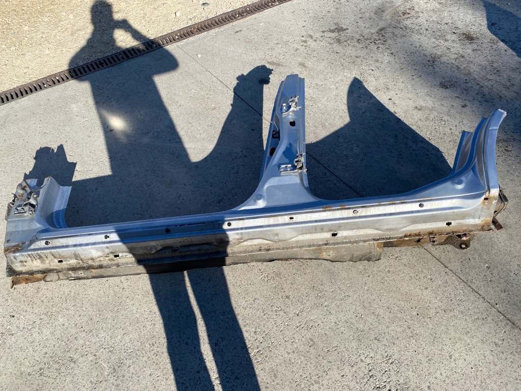 фото №1, Mitsubishi outlander i 2.0 порог левый