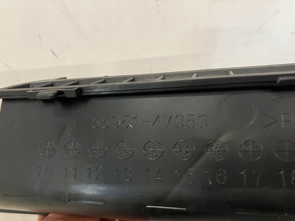 фото №6, Prius plus + труба воздуха канал воздуховод