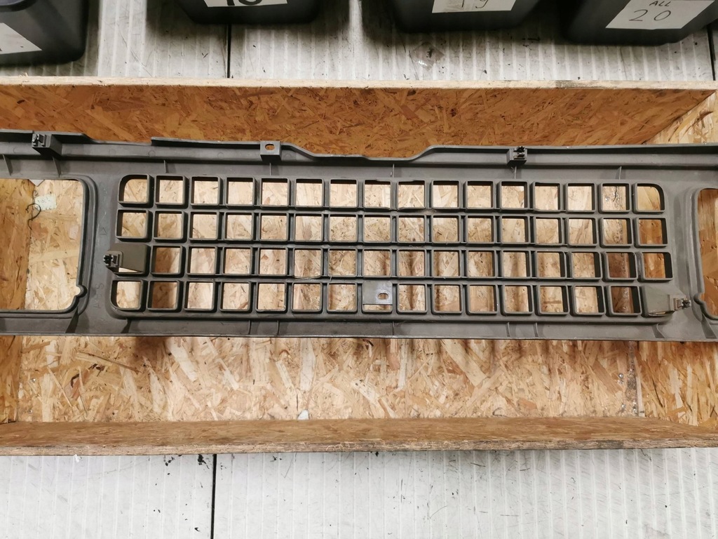 фото №8, Решітка радіатора радіатора / решітка радіатора isuzu trooper 1983-92 all/w/g