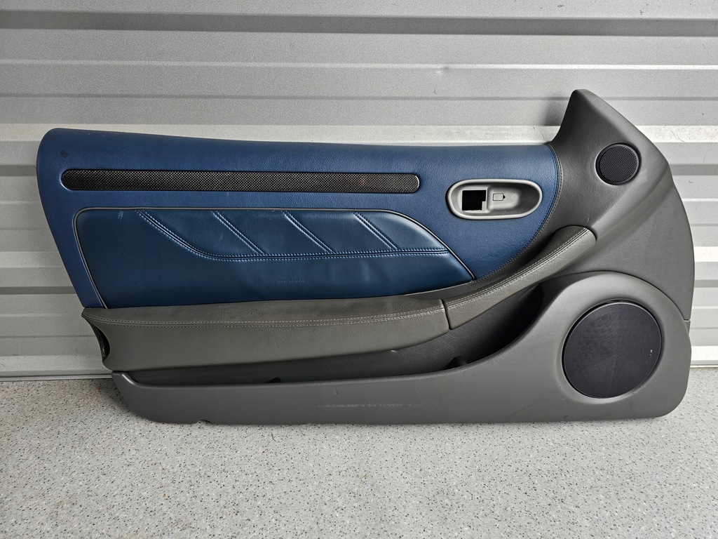 фото №1, Maserati 4200gt обивка обшивка дверь левый