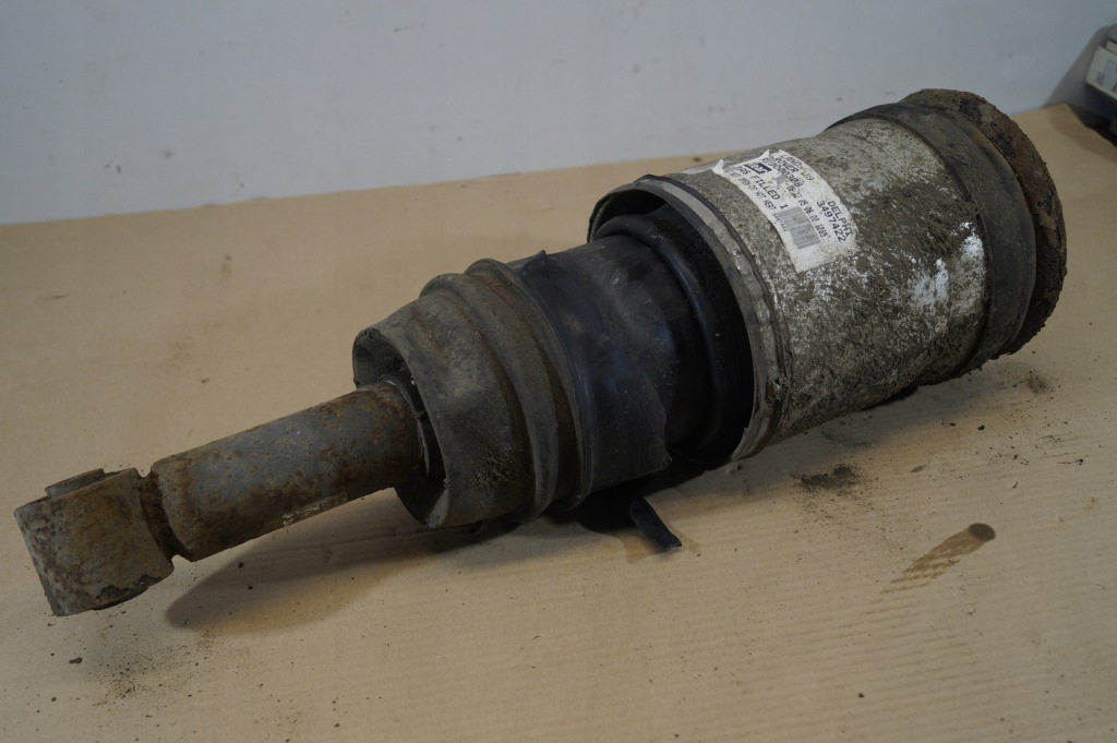 фото №4, Амортизатор задняя задний land rover discovery iii 04-