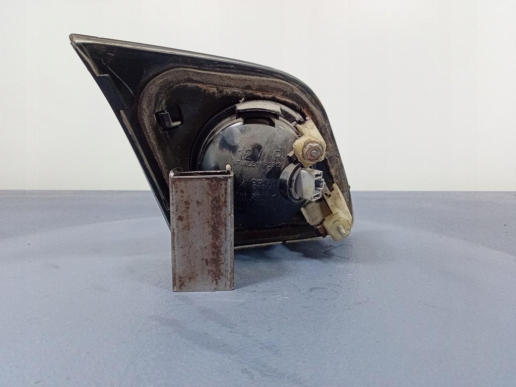 фото №7, Mazda 3 i bk hb лампа задняя правая w крышка p2913r