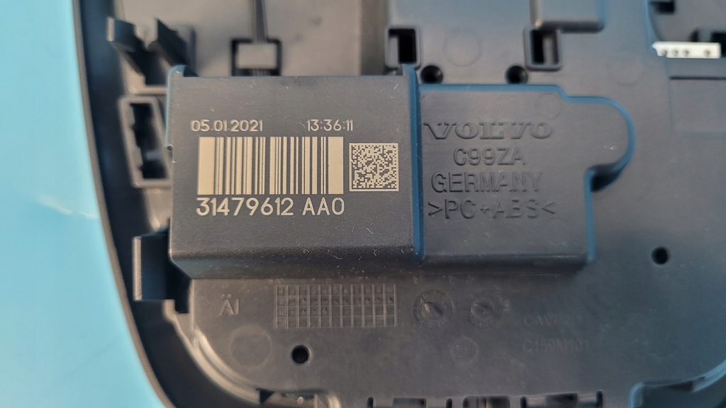 фото №15, Volvo xc60 ii 21r лампа освещение салона кабины 31479612