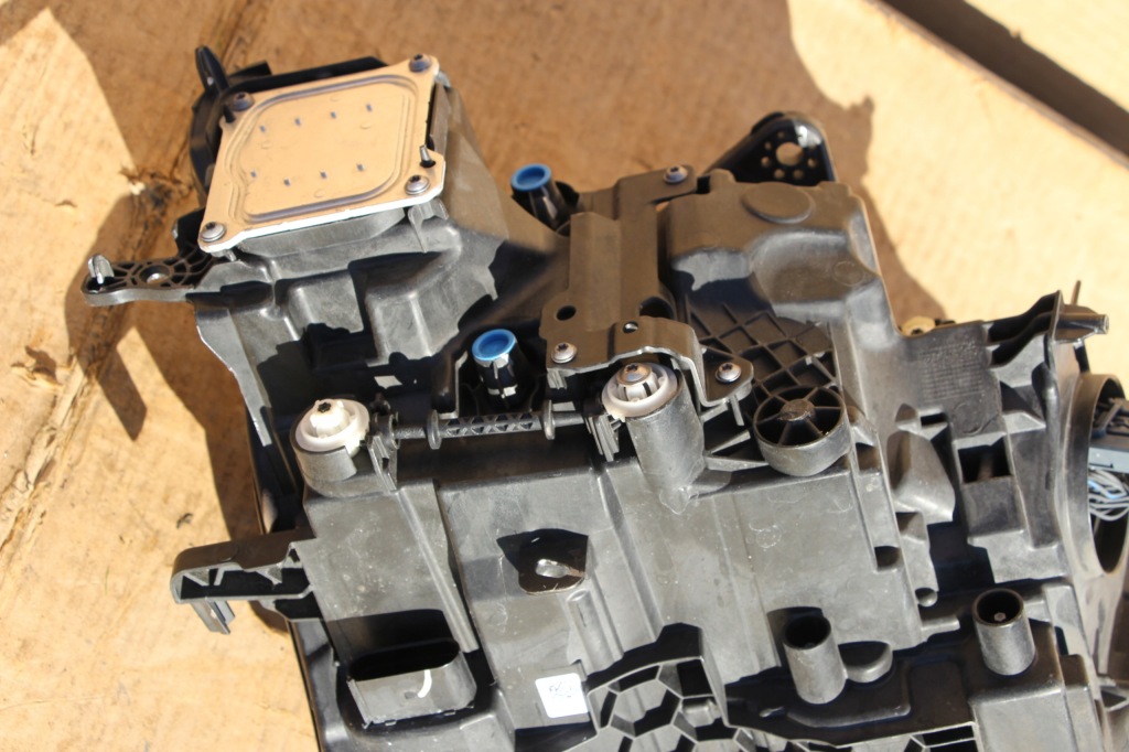 Ideał volvo v60 2 s60 iii17+ фара ліва full led active high 32338013 європа Київ