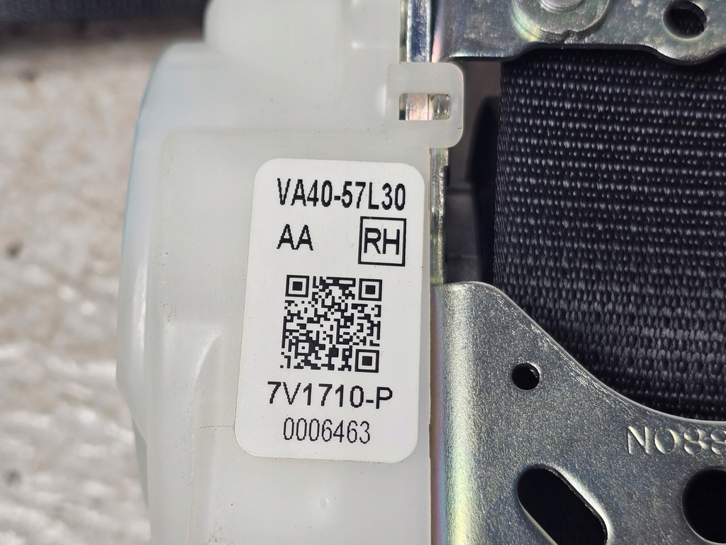 фото №14, Mazda cx50 23- pas безопасности левый правый перед va4057l30 va4057l90 usa