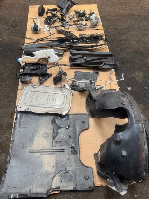 фото №16, Бампер капот крылья лампы перед volkswagen taigo r-line 1.5tsi