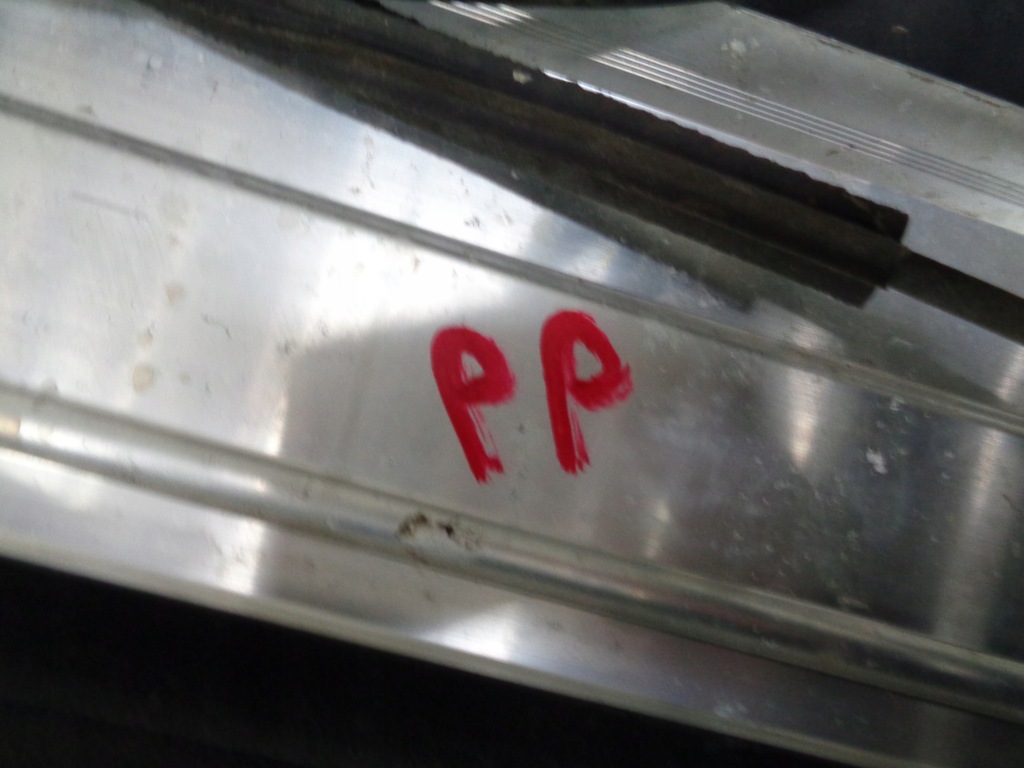 фото №3, Mini cooper r56 2010 обшивка дверь правый перед передний