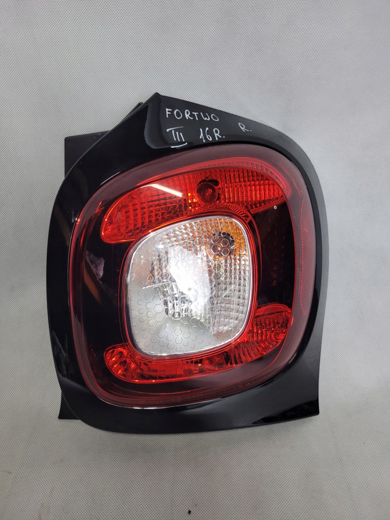 фото №3, Smart fortwo iii лампа задня задня rh
