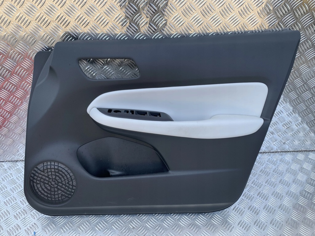 фото №1, Обшивка дверь правый перед honda jazz v 20-